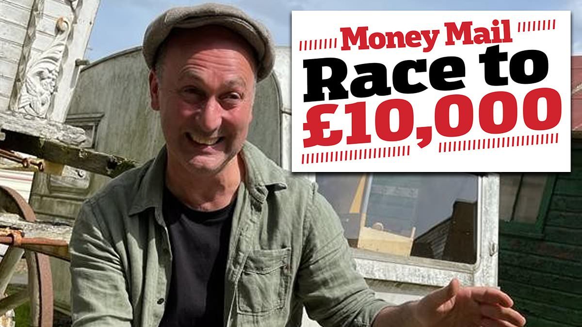 Race to £10,000: Profits from plant boxes put our antiques dealer into the lead!