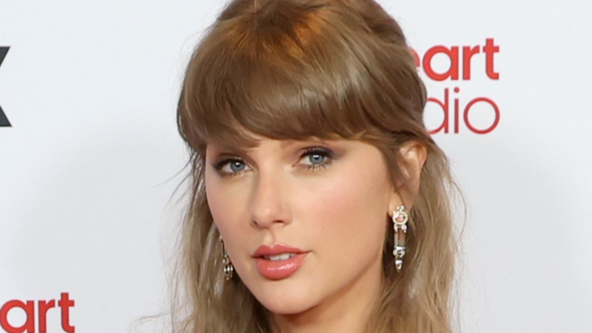 Taylor Swift has legs for days in mint green as she joins Miley Cyrus and Nicole Scherzinger at the 2026 iHeartRadio Music Awards