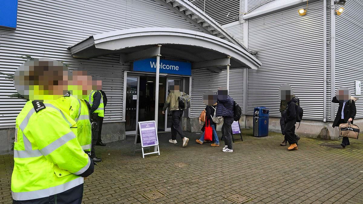 The 'back door' migrant route into Britain: Immigration crackdown as people smuggling gangs exploit soft border between UK and Ireland