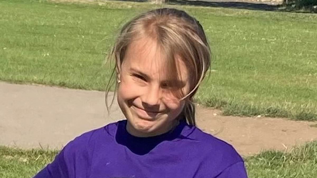 Mother tells how daughter, nine, collapsed dying in her arms covered in blood as she was stabbed in street by schizophrenic Lithuanian