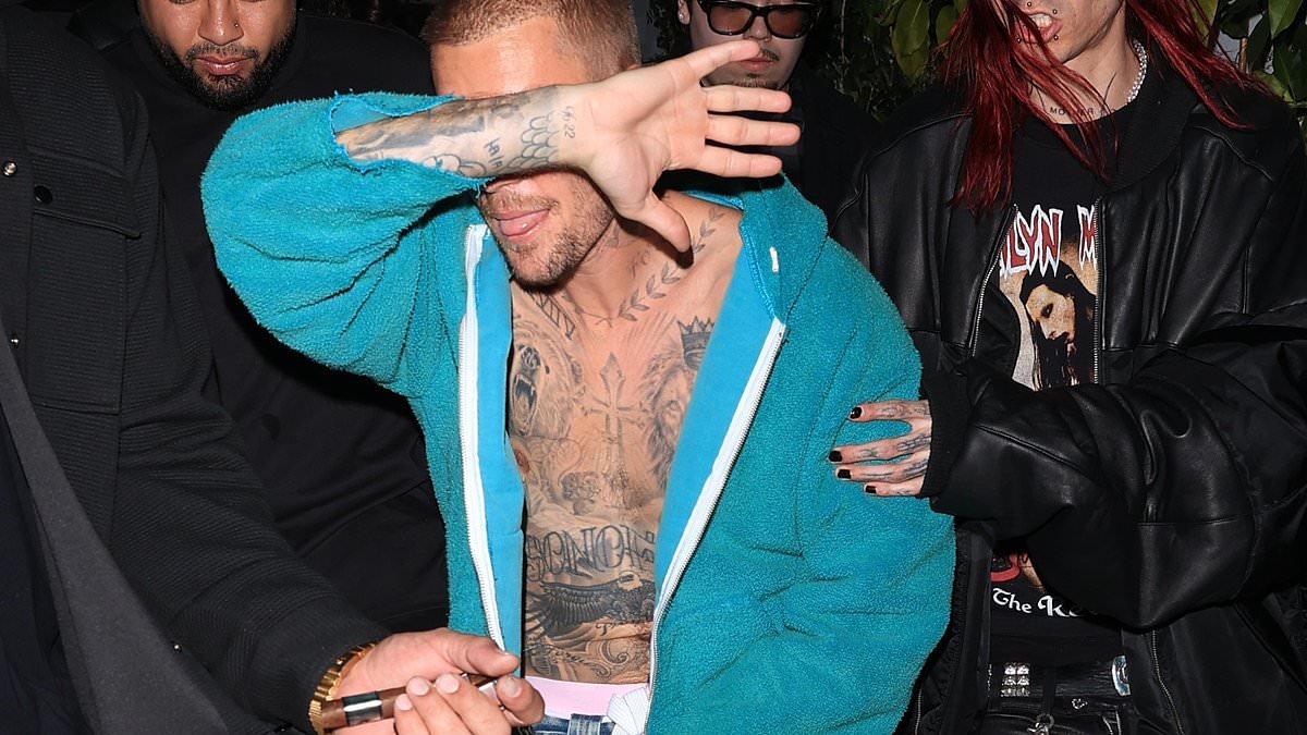 Craziest moments from Grammy night you didn't see like Bieber partying and Lady Gaga kissing a legend