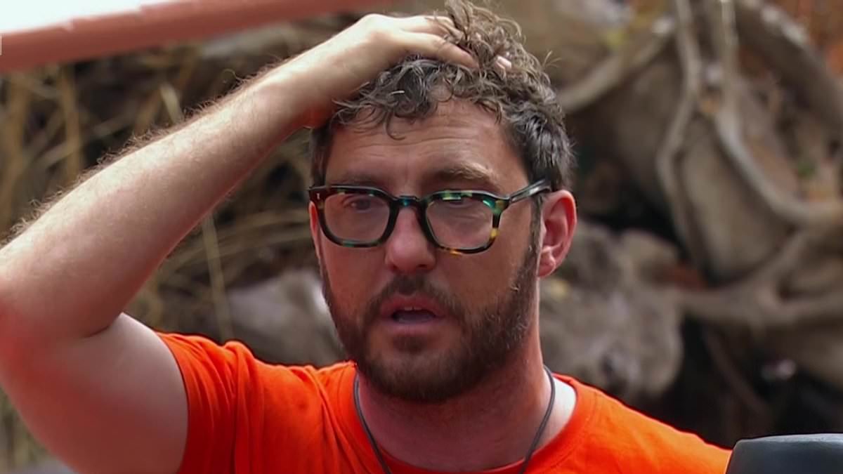 I'm A Celebrity's Seann Walsh becomes first star to be voted out after brutal move by campmate Harry Redknapp