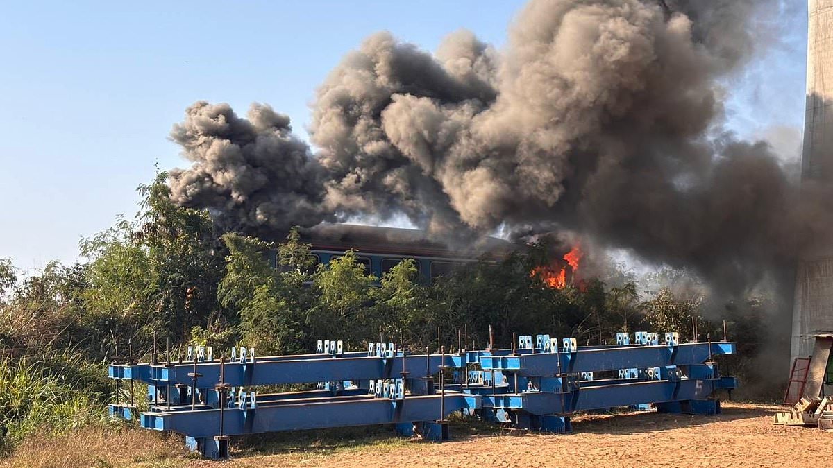 25 people killed when crane collapses onto train carrying tourists in Thailand