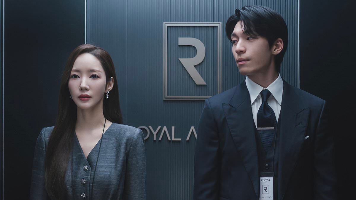 'Dangerously seductive' new thriller about deadly romance is now streaming for free - as critics praise it for 'exploring the line between lust and obsession'