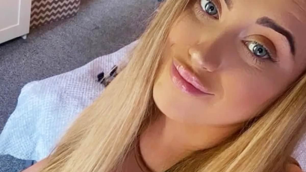 Mother and her two children are jailed for murder after stabbing relative to death in doorstep revenge attack