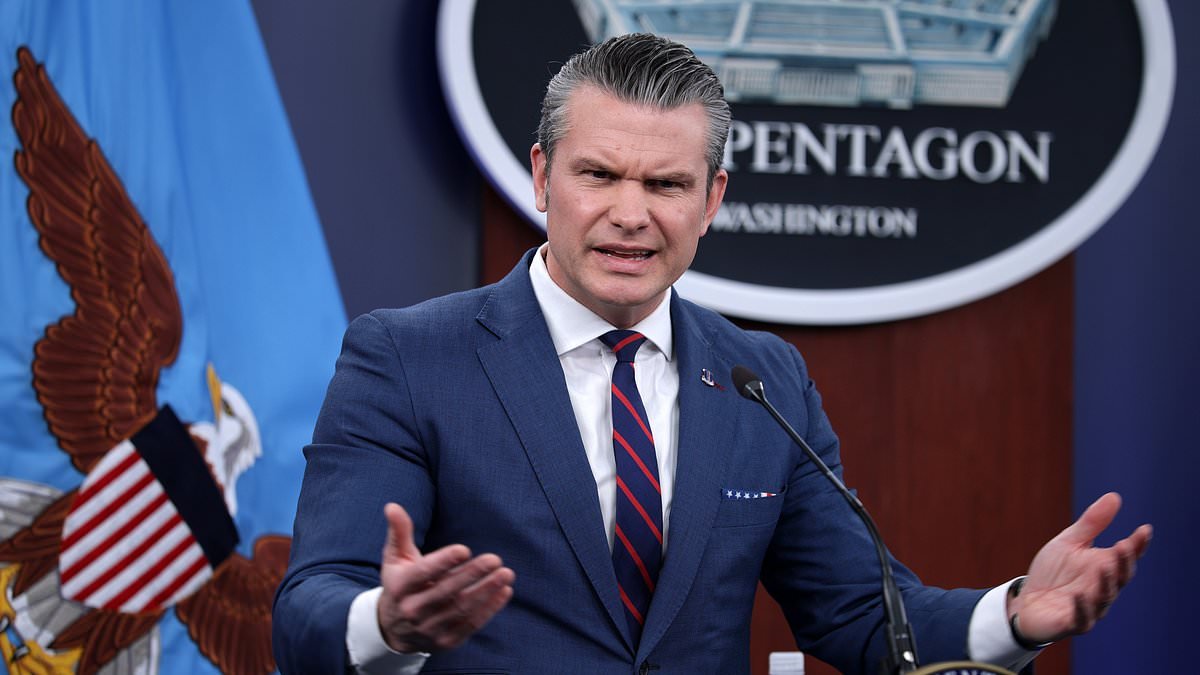 Pete Hegseth snaps at reporter when pressed on Trump's four-week Iran war timeline in Daily Mail call