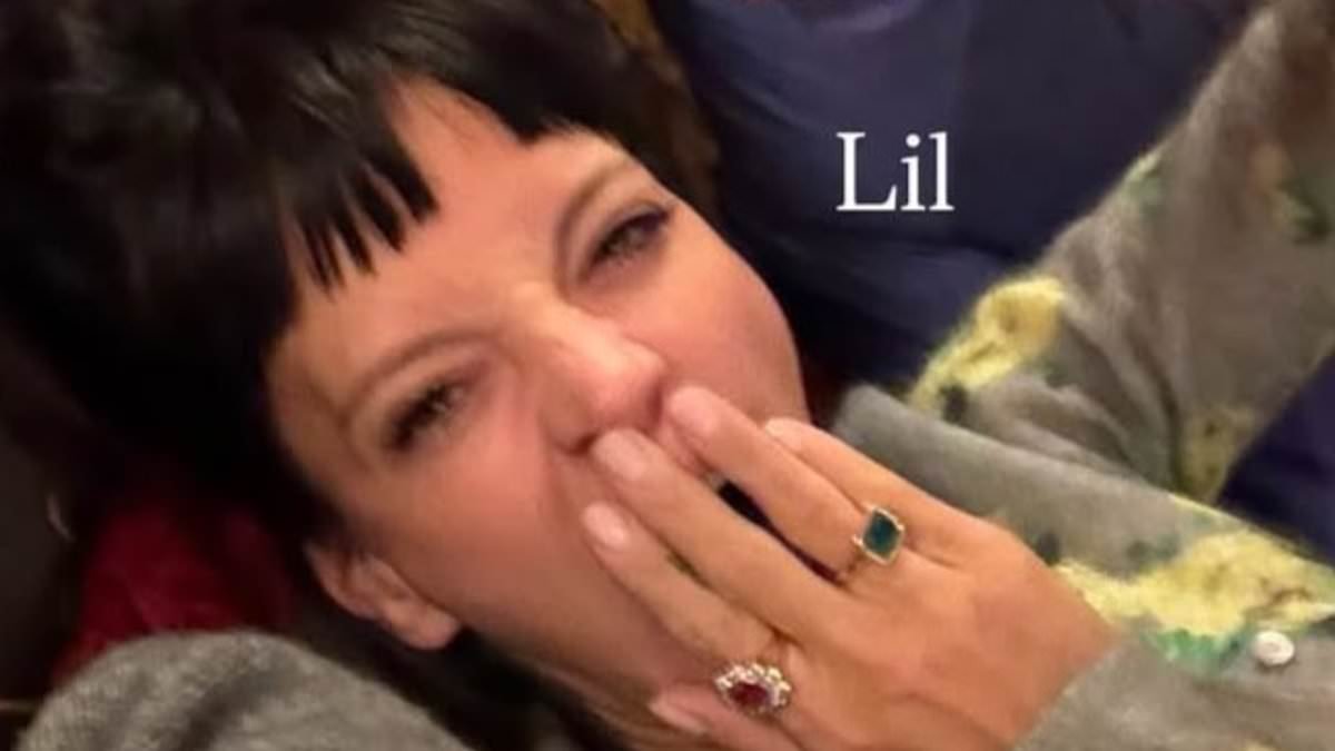 Lily Allen YAWNS during BRITs after snubbing ceremony over 'fury' at not performing and learning she wouldn't win any of her three nominations