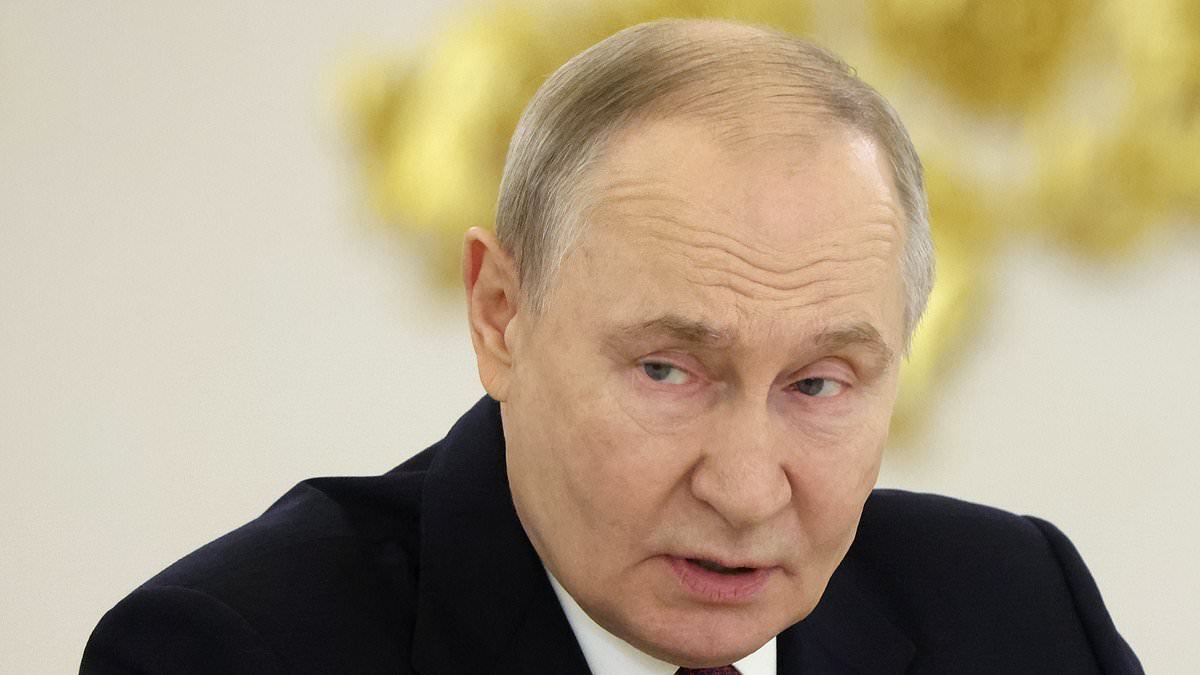 Putin could defeat NATO with just 15,000 troops, experts warn