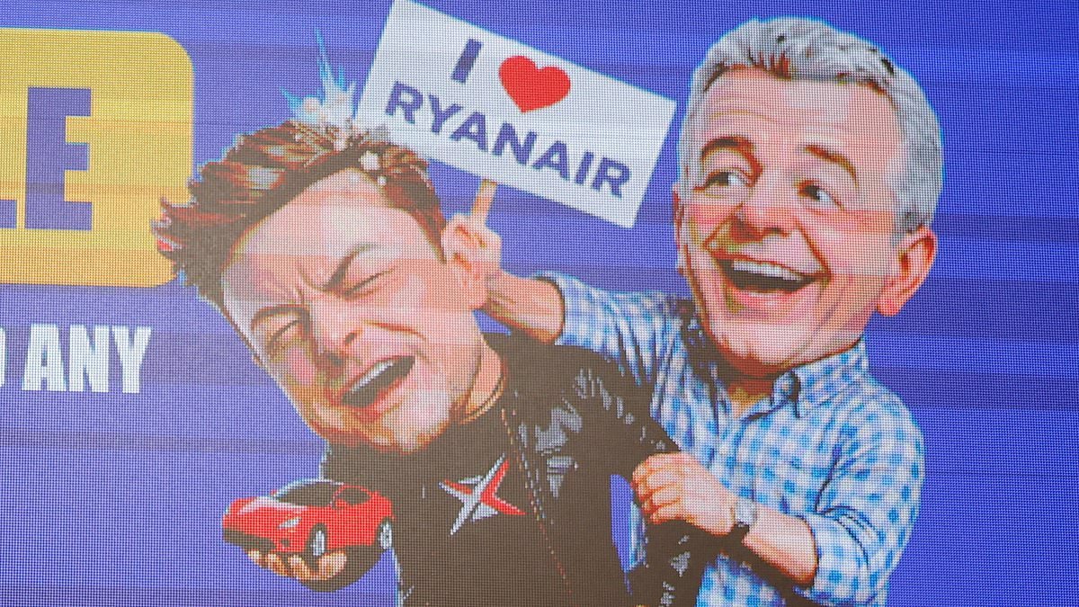 Elon Musk threatens to buy Ryanair and 'put a man called "Ryan" in charge' amid feud with Michael O'Leary - after budget airline refused to install his Starlink system on its planes