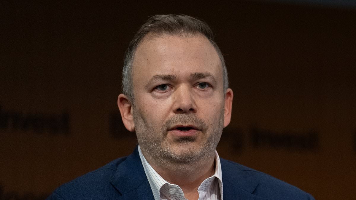 Victory for hedge fund raider Saba in duel with London trust