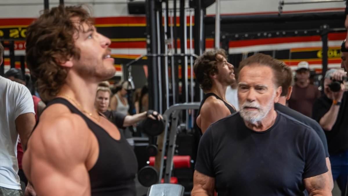 Arnold Schwarzenegger helps train love child Joseph Baena for his first bodybuilding competition