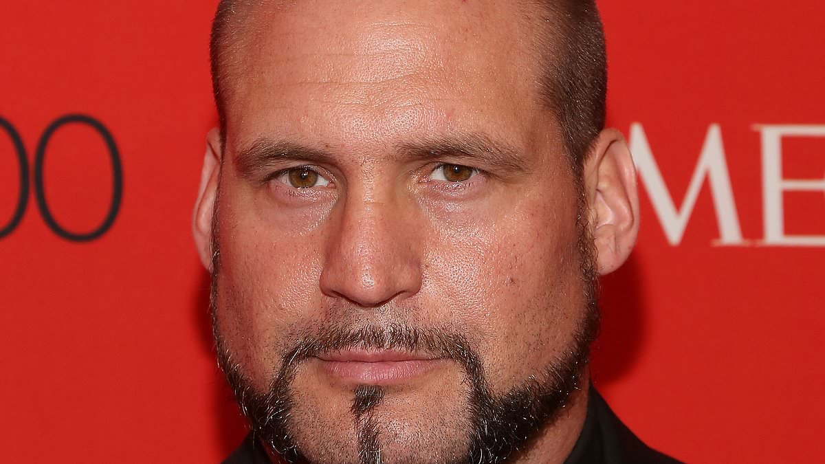 Security guard at center of Chappell Roan controversy breaks silence on hotel drama that left Jude Law's daughter in tears