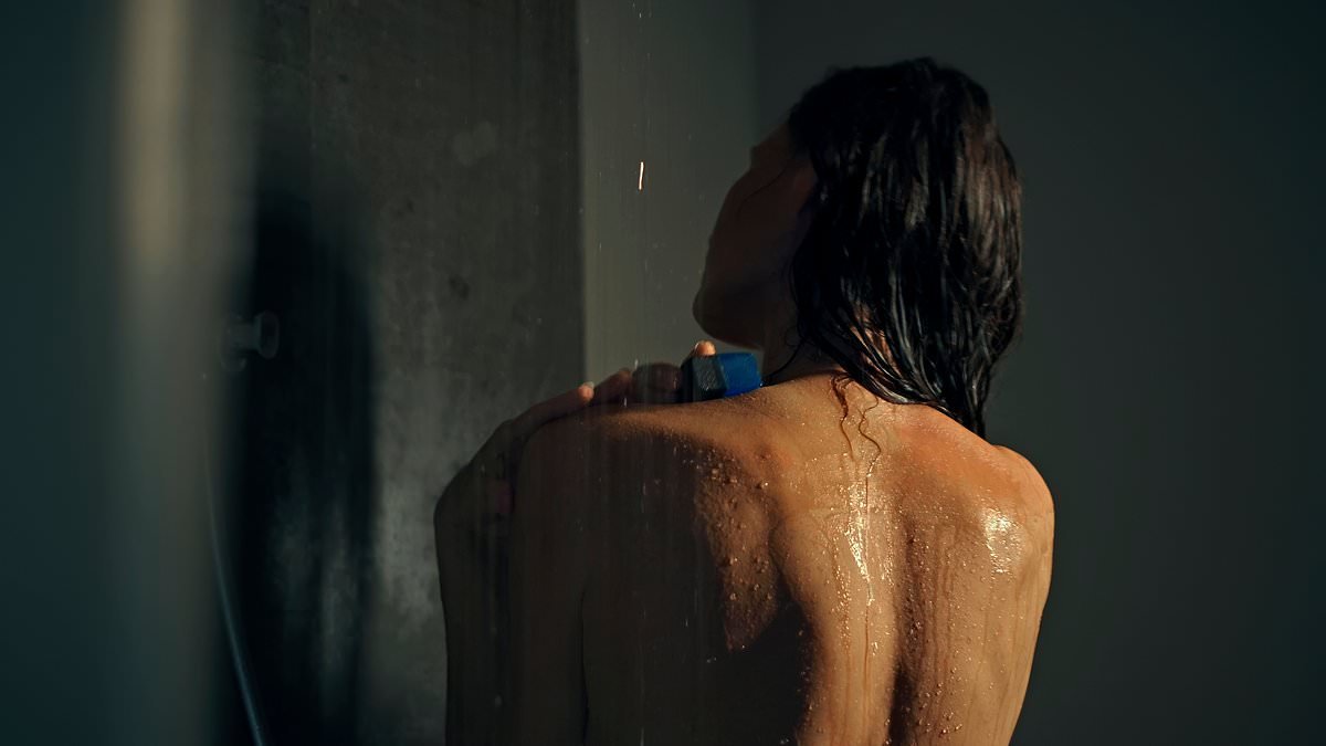 Dark showering: Scientists reveal health benefits of washing with the lights off before bed