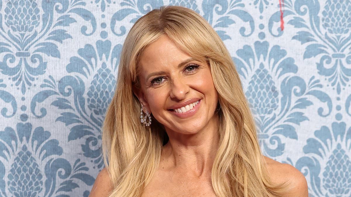 Sarah Michelle Gellar, 48, stuns in a black lace dress as she joins co-stars Elijah Wood and Kathryn Newton at Ready Or Not 2: Here I Come Paris premiere