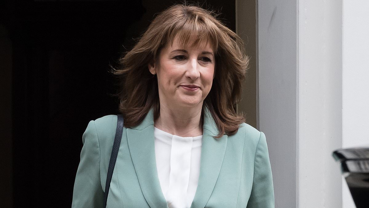 'I wish we had voted to Remain': Rachel Reeves expresses regret at UK quitting the EU as she doubles down on Labour's bid for closer ties - having once vowed to 'make Brexit work'