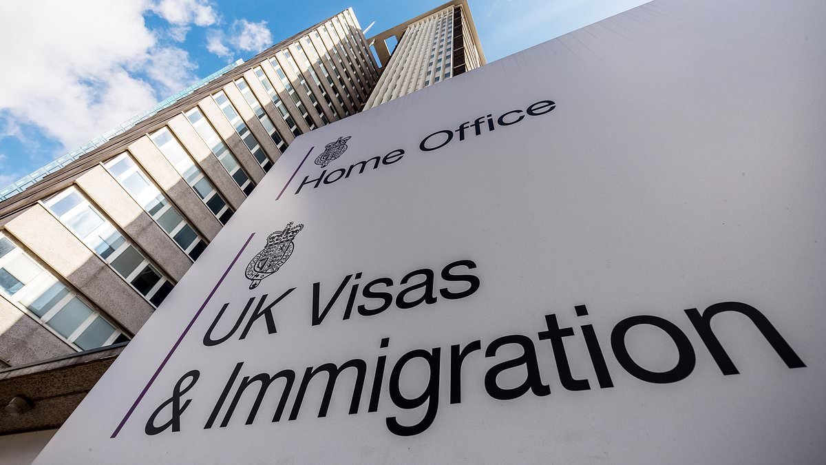 Nigerian migrant jailed for threatening Good Samaritan British mother with knife in front of her child wins right to stay in UK