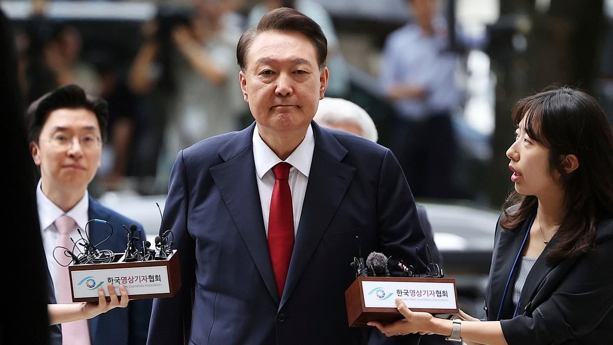 South Korea's ex-president faces possible execution as prosecutors demand death penalty for his declaration of martial law