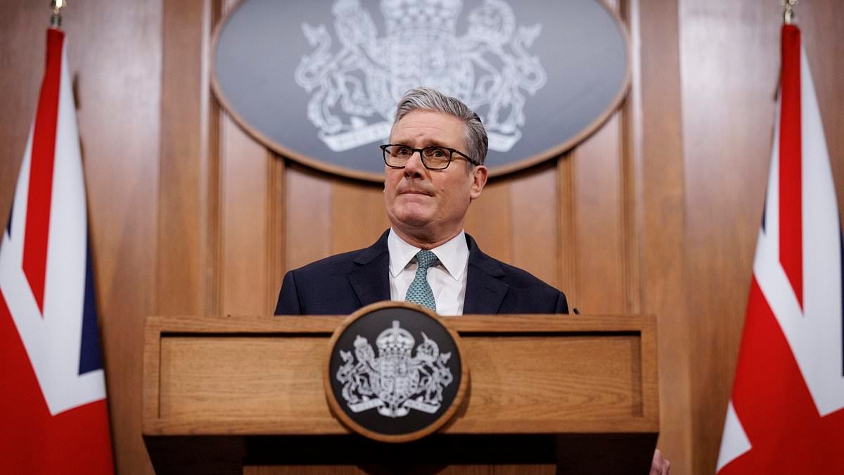 RICHARD LITTLEJOHN: Trump should raise his sights from Greenland and buy Britain instead. I'd take him, warts and all, over our hopeless, complete and utter lawyer of a PM any day