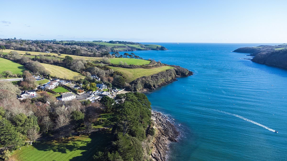 The lesser-known Cornwall village that's one of the 'most beautiful places in England'