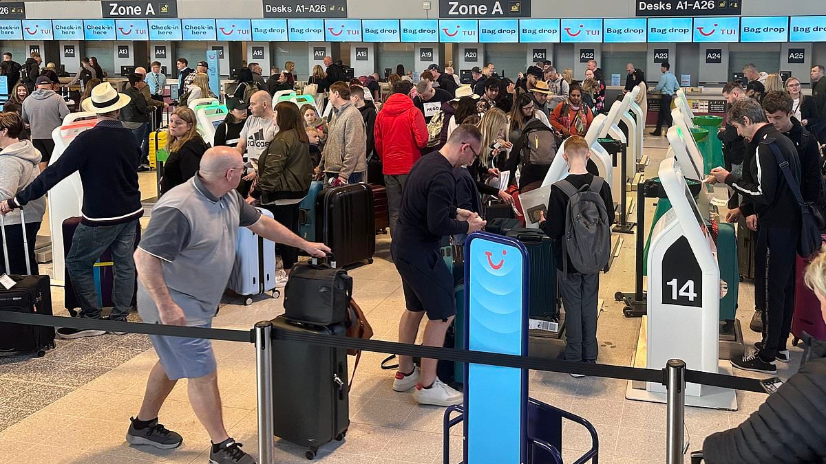 Airports warn of Easter delays as new EU rules come into effect