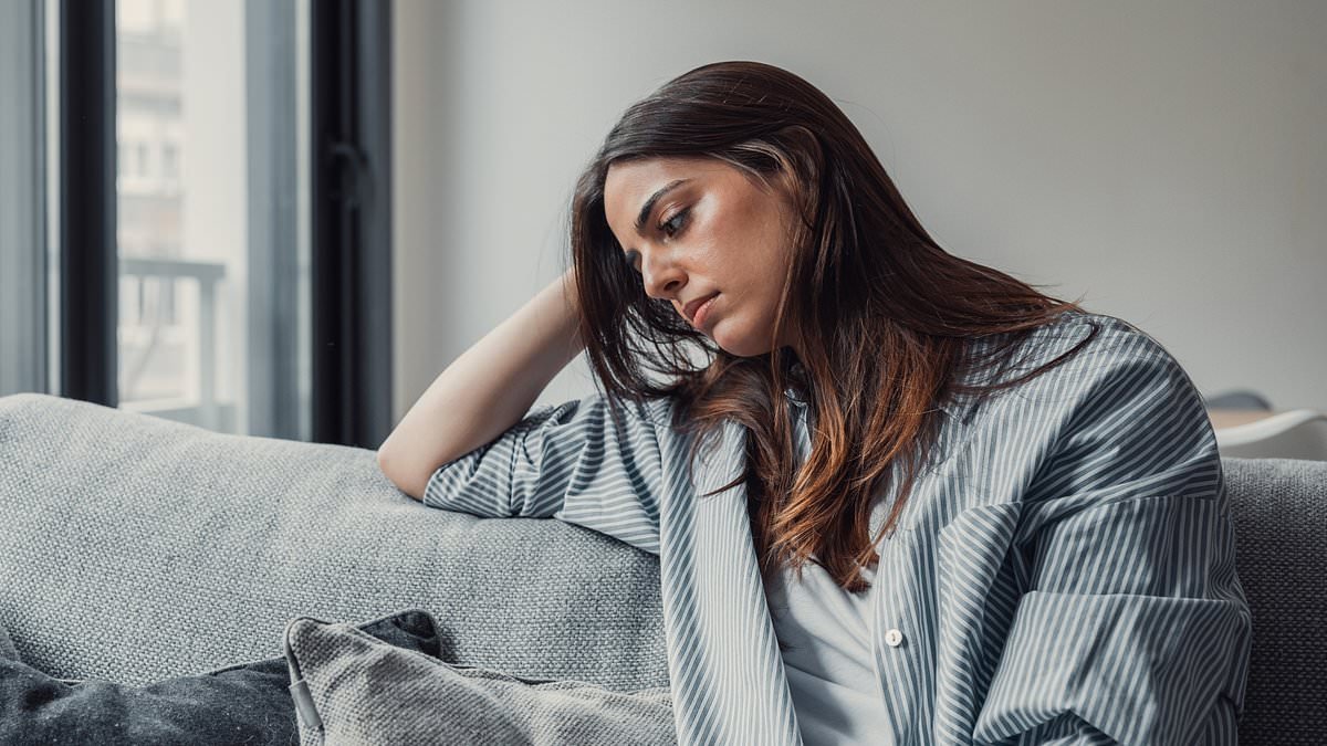 The REAL reason you're still single: Study reveals the biggest contributing factors - including being intelligent