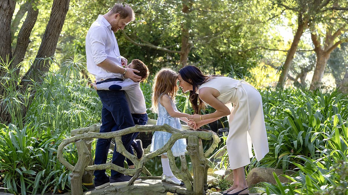 Prince Harry 'desperately wants King Charles to come to Montecito and see Archie and Lilibet'