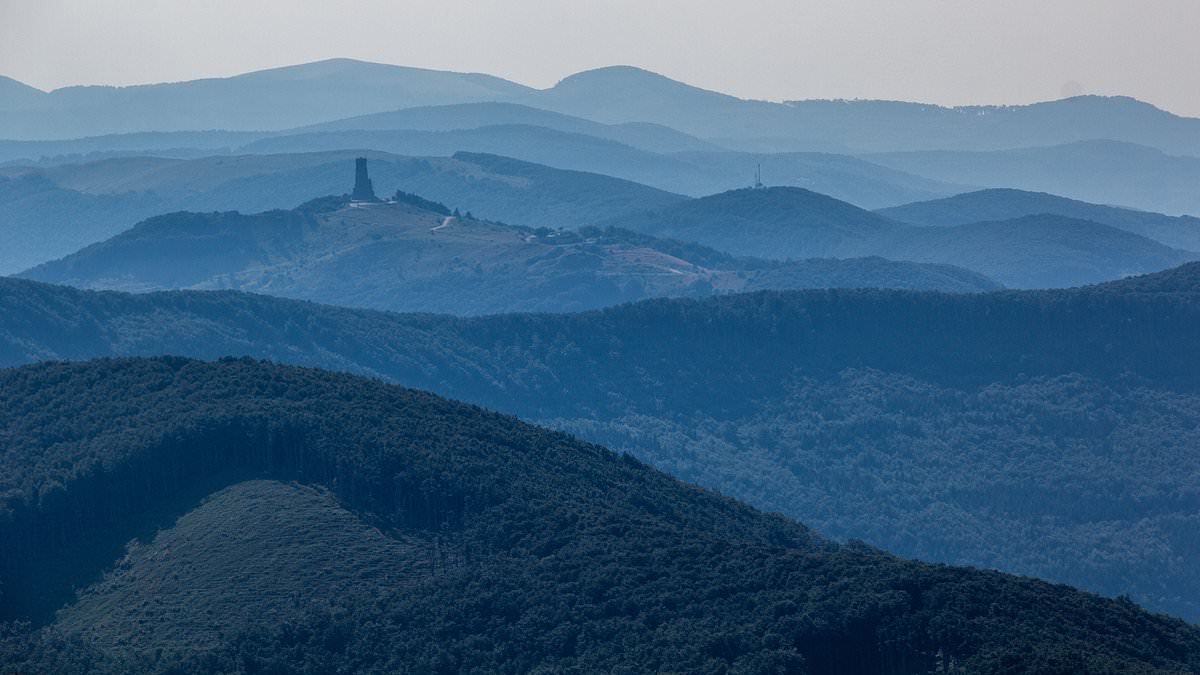 'Twin Peaks' murders rock Bulgaria with six bodies found in remote mountain region: Cops suspect quadruple suicide and two homicides