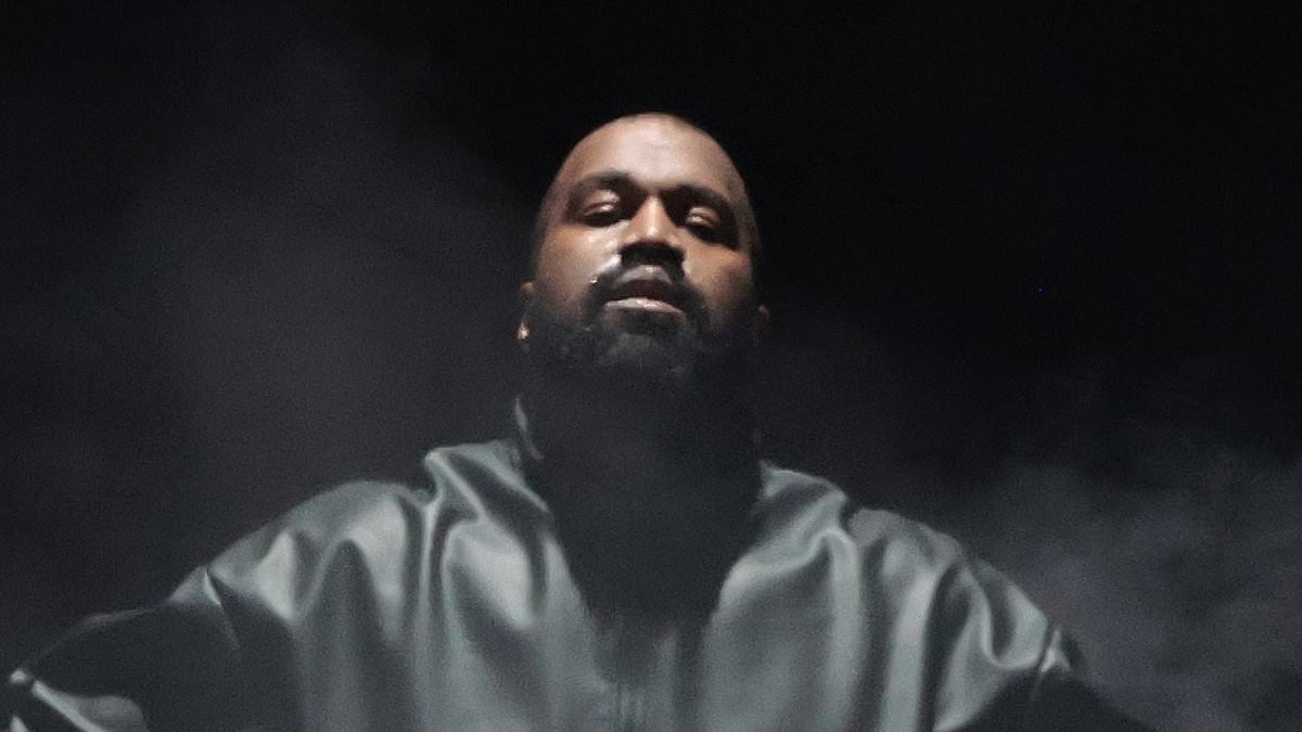 Jewish groups call for Kanye West to be banned from Britain after 'anti-semitic' rapper was announced as Wireless Festival headliner