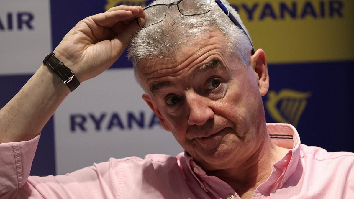 Ryanair CEO criticises Rachel Reeves' 'monumental stupidity' over raising air passenger duty