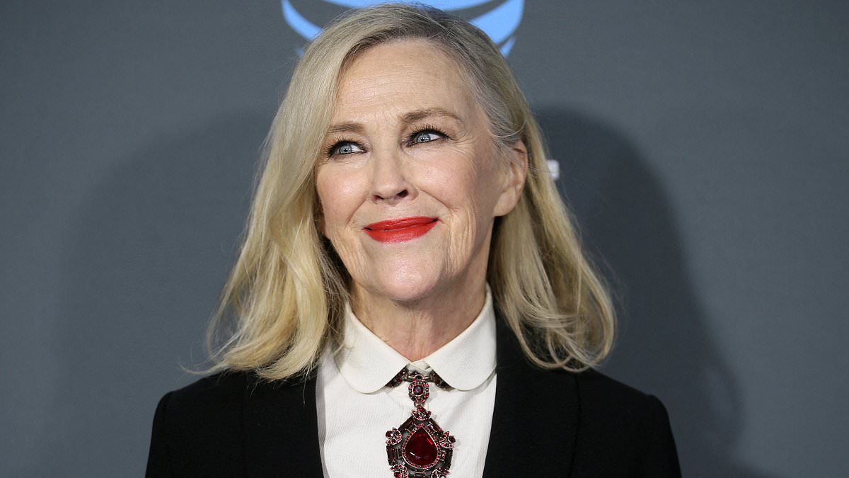 What is situs inversus? The rare condition Catherine O'Hara suffered as she dies at age 71