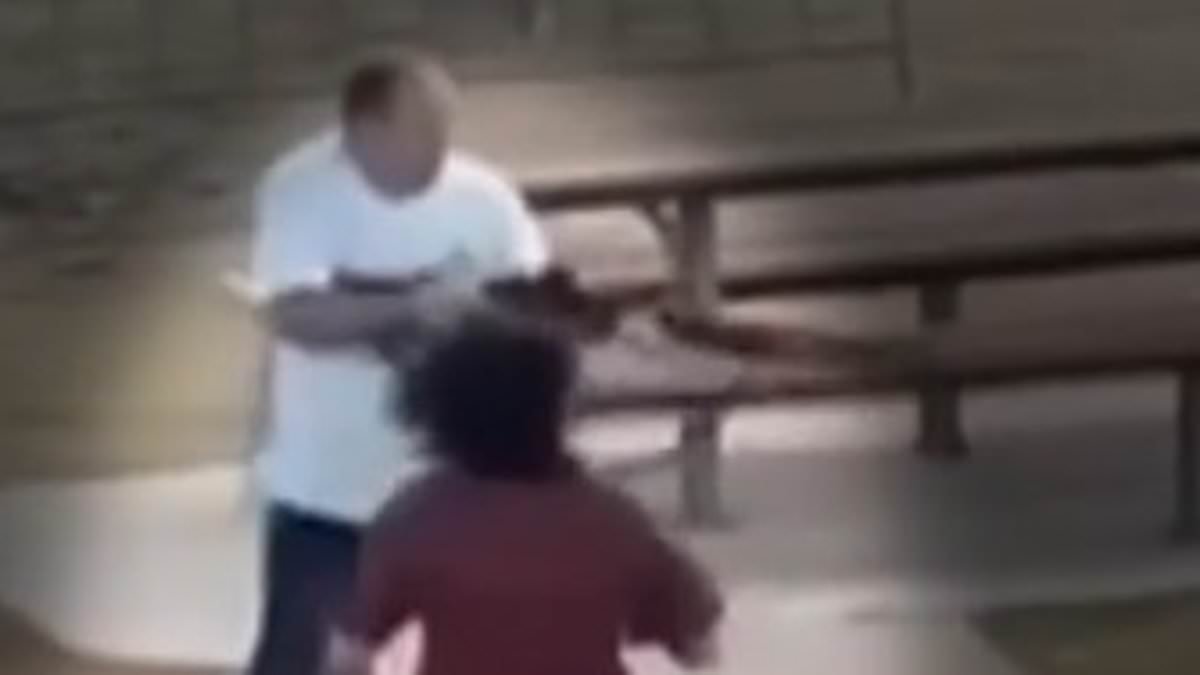 Hero who confronted one of the Bondi Beach gunmen is granted permanent residency in Australia