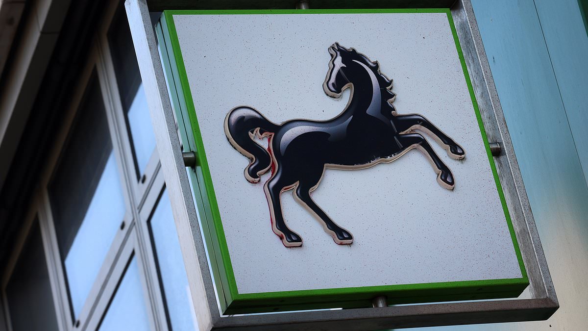 Lloyds set to close another 95 branches over the next year