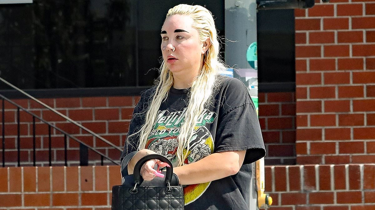 Amanda Bynes conceals Ozempic weight loss in flowing outfit as she runs errands with boyfriend Zachary Khan