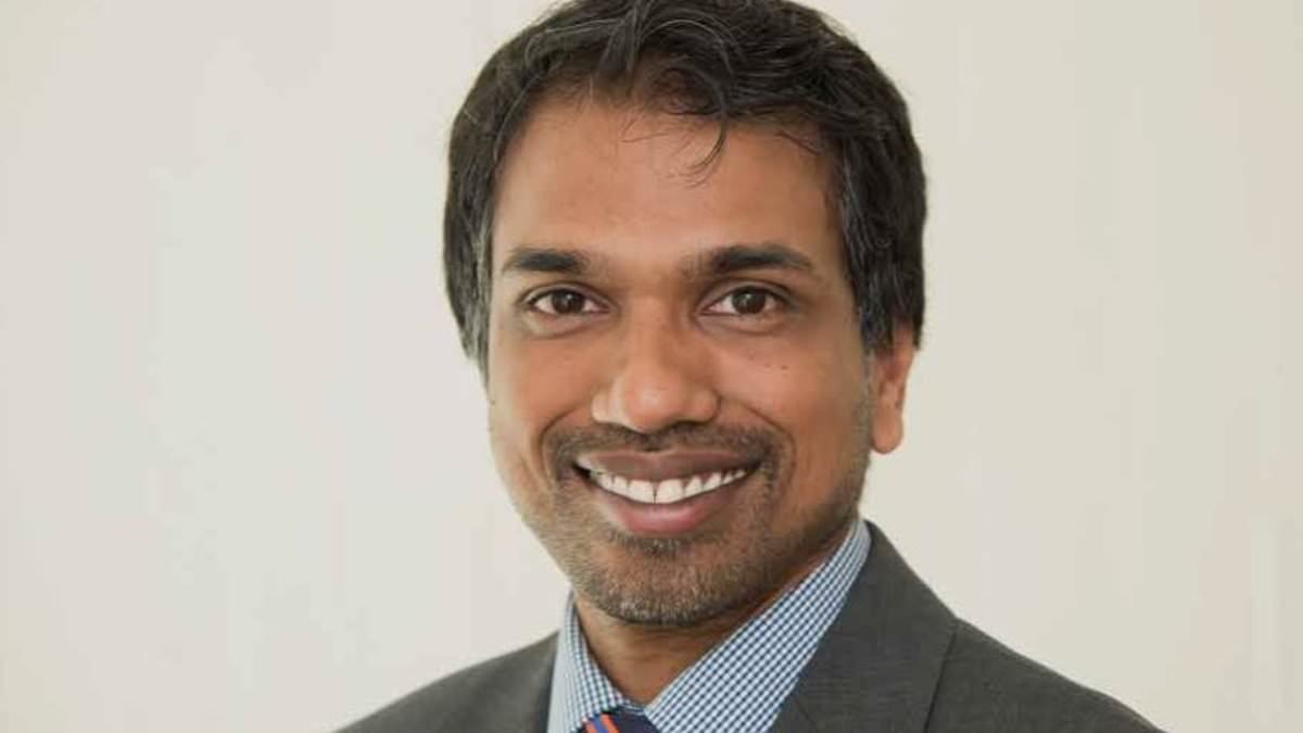 Lawyer who lied that his cancer had returned and needed treatment so he could get a week's holiday is struck off