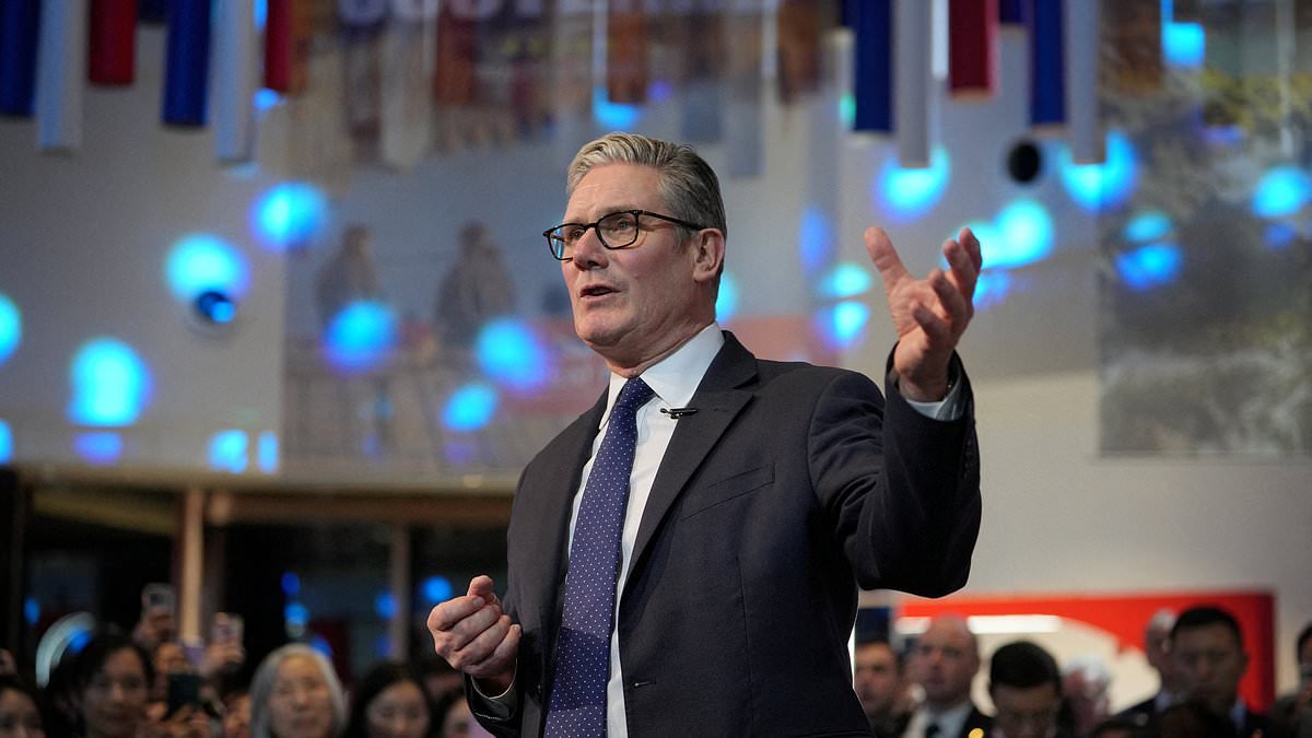 Starmer backs 'goal' of stopping Iran getting nuclear weapons as Trump ramps up threats of US strikes