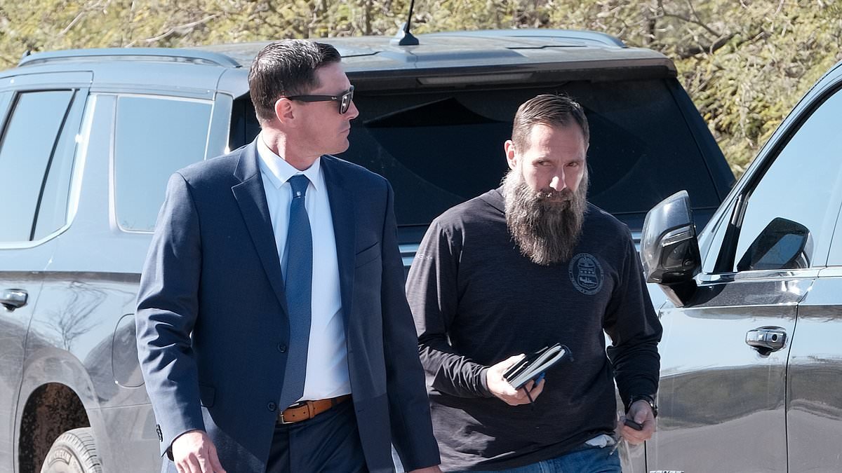 FBI agents arrive at Savannah Guthrie's sister's $650k home as desperate search for mom Nancy continues