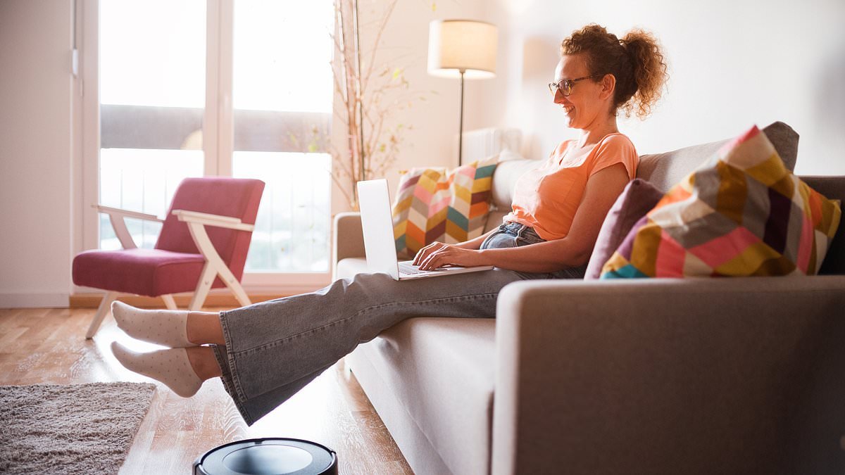 ONS staff win right to work from home all the time