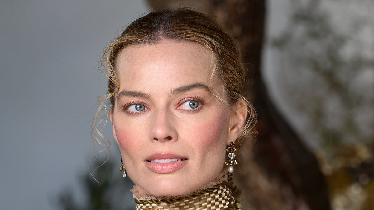 How to achieve Margot Robbie's healthy glow as actress embraces minimal makeup looks for Wuthering Heights press tour