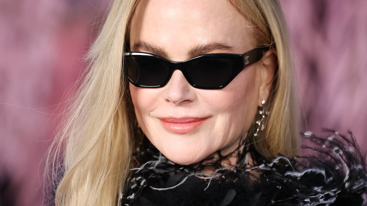 Nicole Kidman reveals her wig again at the Chanel show after rocking her stunning natural curls in Australia