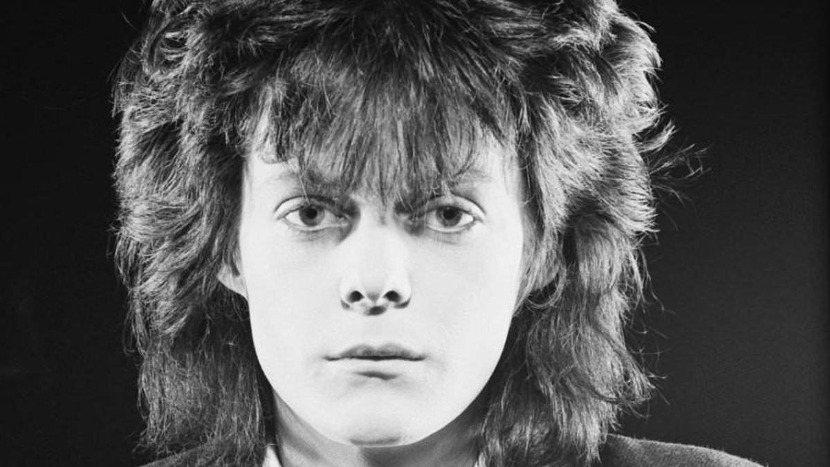 Siouxsie And The Banshees drummer Kenny Morris dies aged 68 as heartfelt tributes pour in