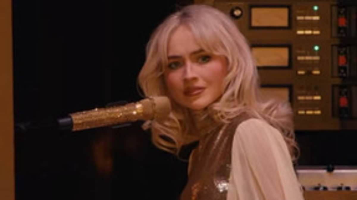 Sabrina Carpenter blasted as 'rude and ignorant' for halting Coachella set to call out 'weird' yodeling