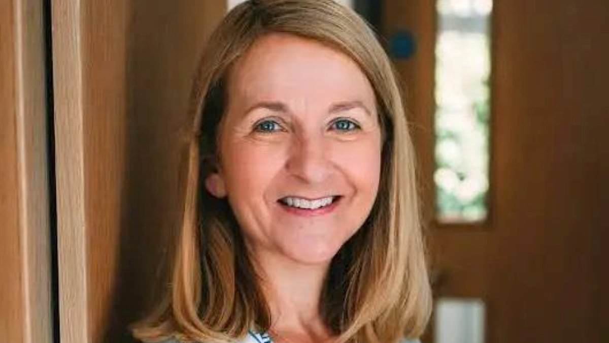 Police and crime commissioner is censured for joining Crowborough camp anti-migrants march as she storms out of hearing