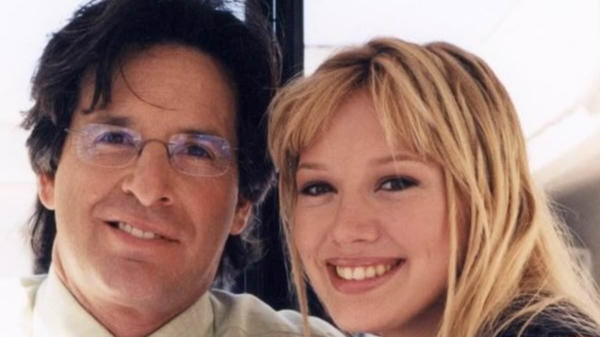 Hilary Duff leads celebrity tributes to her Lizzie McGuire TV dad Robert Carradine after his death at 71