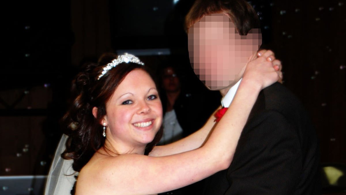 On my wedding day I was still in love with my ex-boyfriend. Here's the price I've paid for marrying Mr OK rather than Mr Right: SAMANTHA WOOD