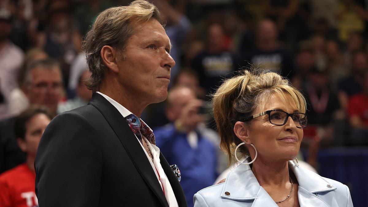 Hockey legend who is dating Sarah Palin gets devastating cancer diagnosis