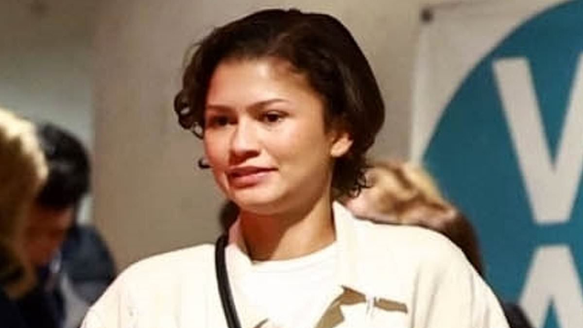 PICTURED: Zendaya flashes new gold wedding band amid speculation she's secretly married Tom Holland