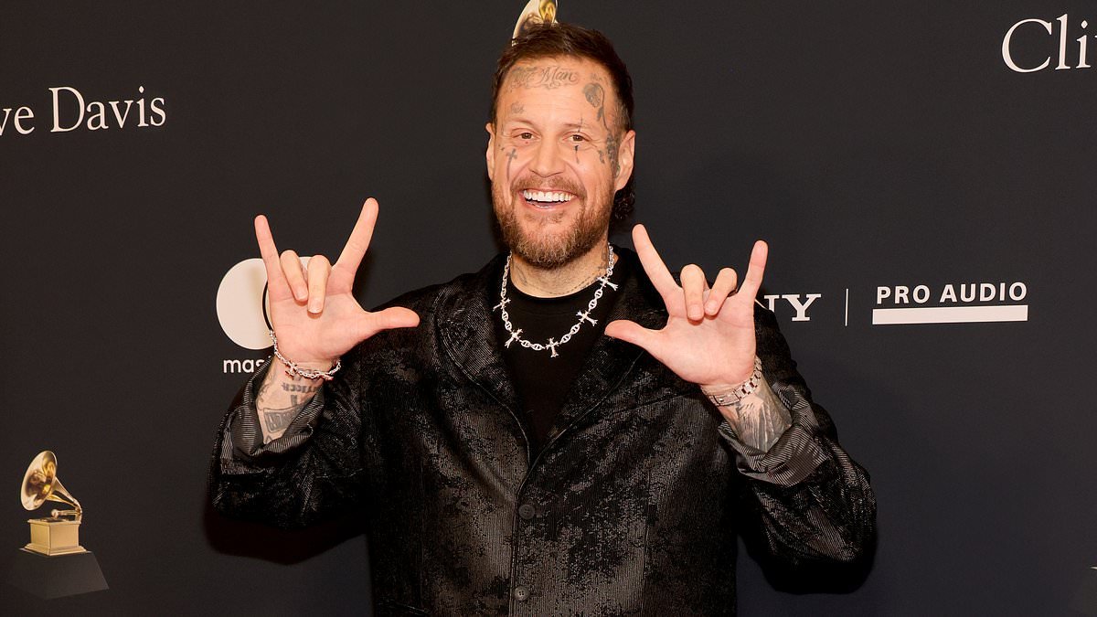 Jelly Roll displays 300 pound weight loss at pre-Grammy gala as he celebrates upcoming awards show a new man