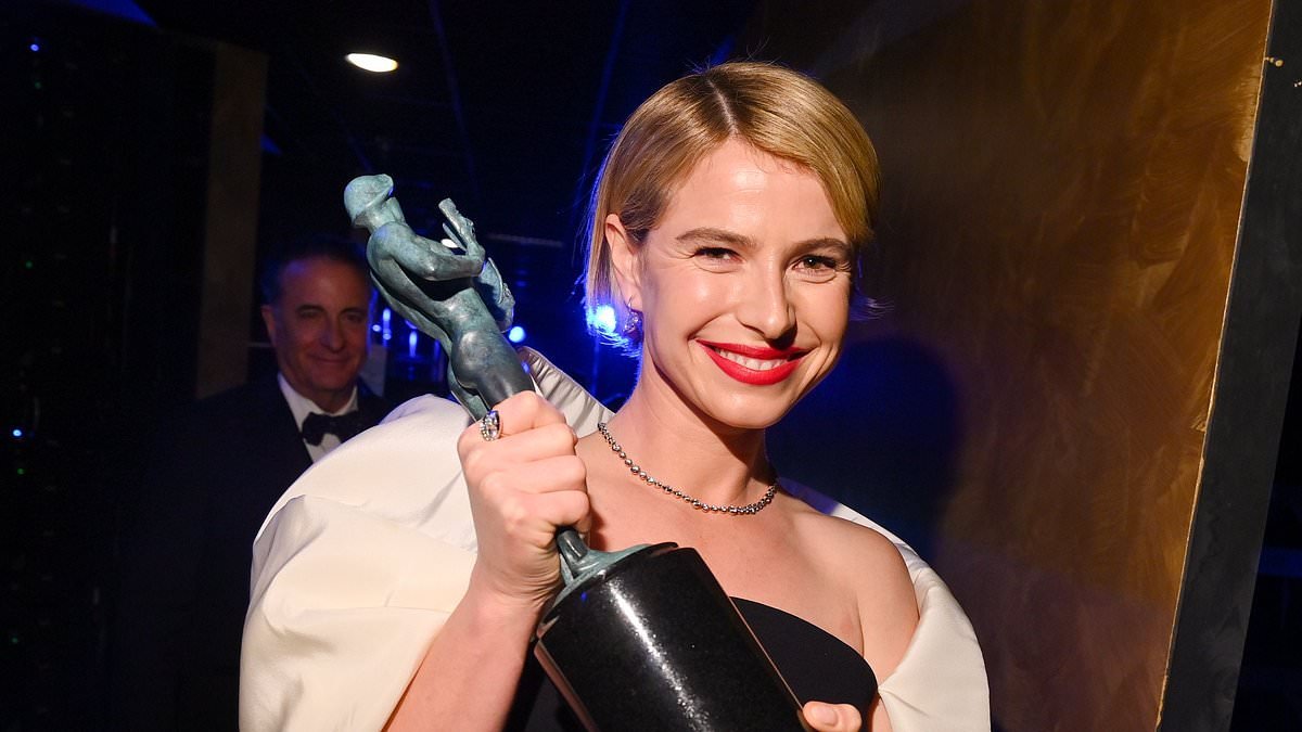 Adolescence star Owen Cooper, 16, breaks youngest winner record and Jessie Buckley completes an award season clean sweep ahead of the Oscars as they lead the British and Irish winners at the Actor Awards