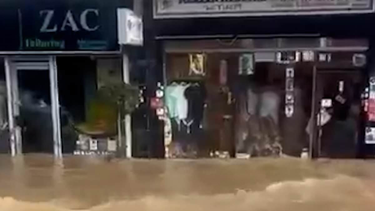 Burst pipe causes huge flooding in Islington as torrents of water surge through the streets