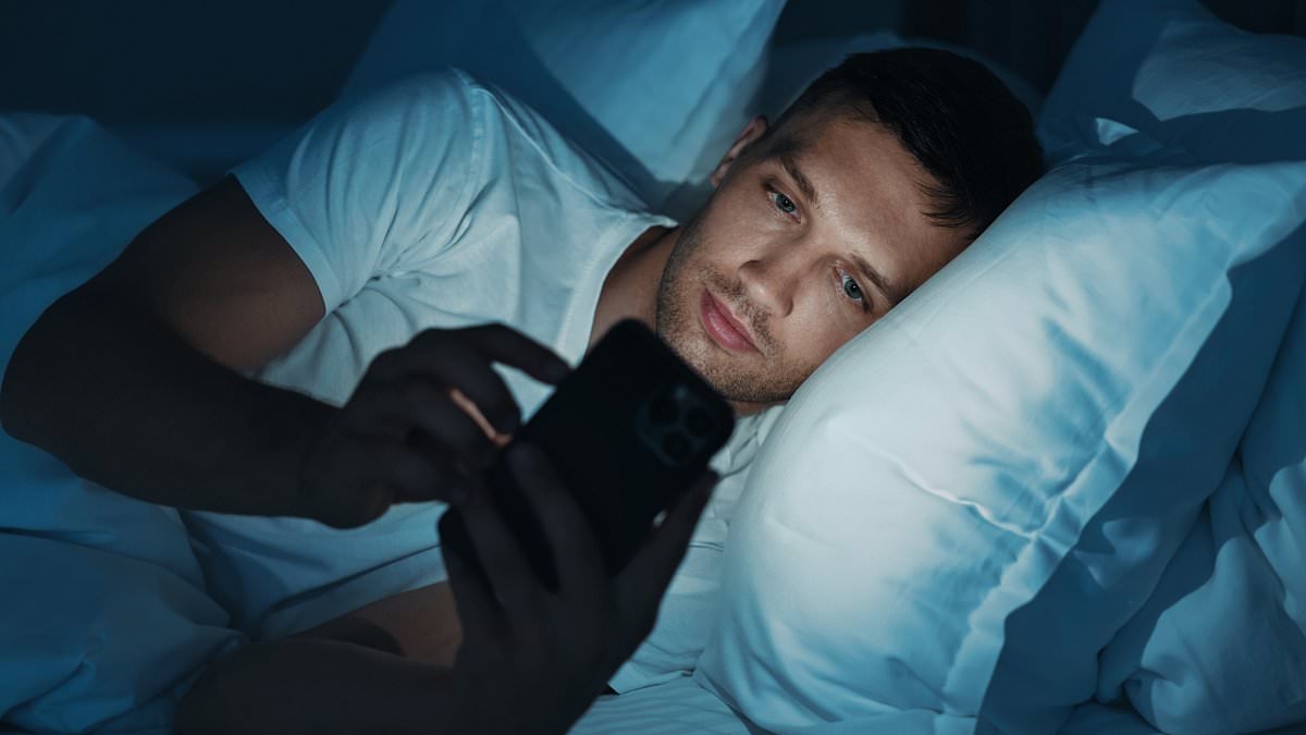 Top cardiologist reveals four mistakes you're making at night that may have deadly consequences